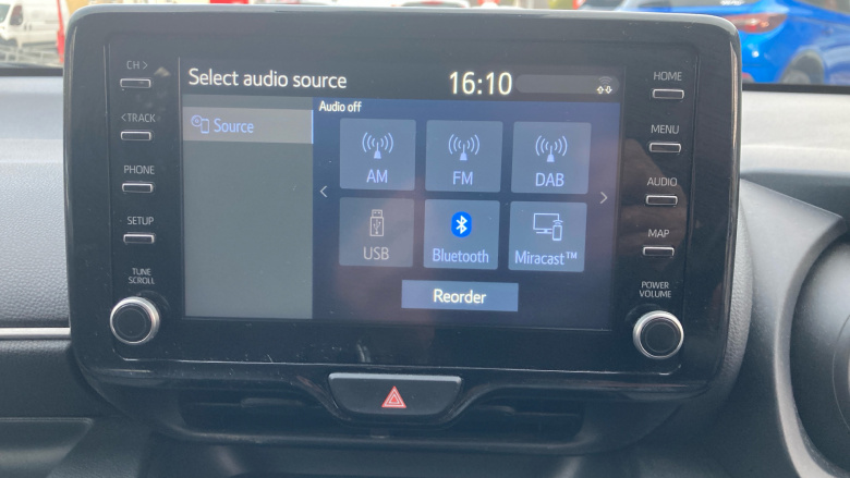 Toyota Yaris 1.5 Hybrid Design 5dr CVT Hybrid Hatchback